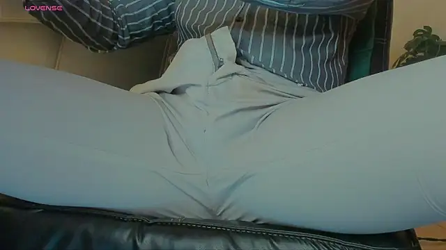 MrLonely02 online show from 3, 1, 2025