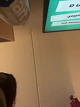 butterflybootyy online show from 20, 12, 2024