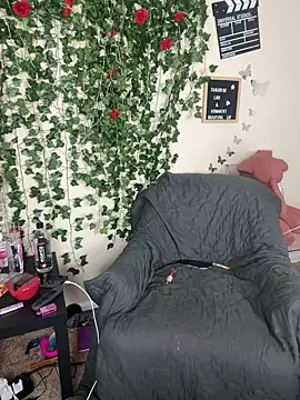 butterflybootyy online show from 26, 2, 2025