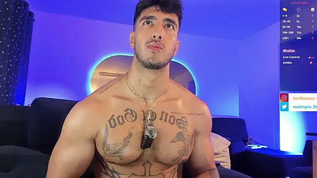 Snapshot of JACOB_MARTINS chatting on 3, 3, 2025 JACOB MARTINS online show from 3, 3, 2025