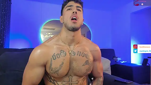 Snapshot of JACOB_MARTINS chatting on 11, 3, 2025 JACOB MARTINS online show from 11, 3, 2025