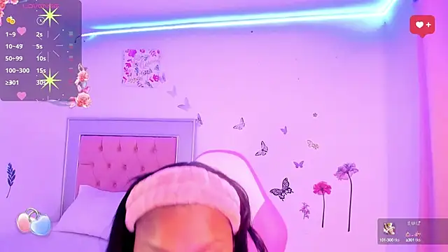 LaurinMonroe online show from 11, 1, 2025