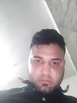 Snapshot of SINUECASTILLO chatting on 1, 1, 2025 SINUECASTILLO online show from 1, 1, 2025