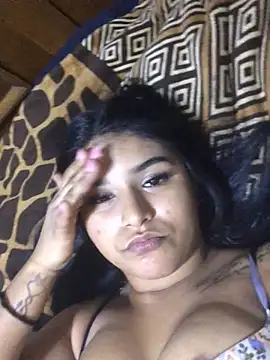 Snapshot of SINUECASTILLO chatting on 6, 3, 2025 SINUECASTILLO online show from 6, 3, 2025