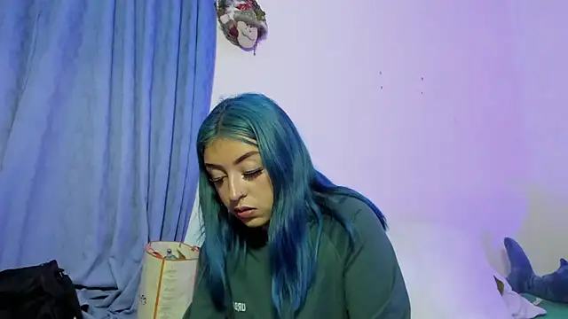 Snapshot of turolita_ chatting on 10, 3, 2025 turolita online show from 10, 3, 2025