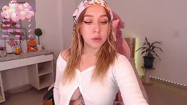 Dahlia  espresso online show from 25, 11, 2025