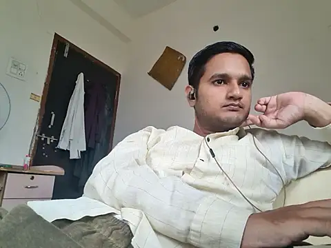 Snapshot of Jonrobinso chatting on 9, 10, 2025 Jonrobinso online show from 9, 10, 2025