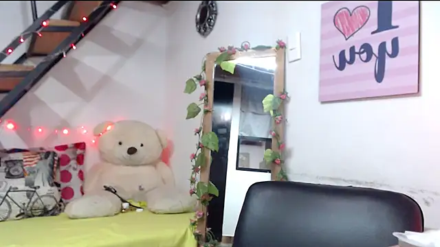 luna sky83 online show from 15, 12, 2024