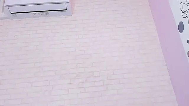 Tiffany mendez online show from 25, 2, 2025