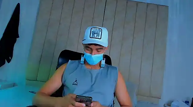 Snapshot of Muichiro_tokito1 chatting on 28, 12, 2024 Muichiro tokito1 online show from 28, 12, 2024