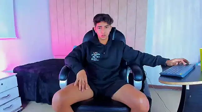 Snapshot of Muichiro_tokito1 chatting on 14, 3, 2025 Muichiro tokito1 online show from 14, 3, 2025