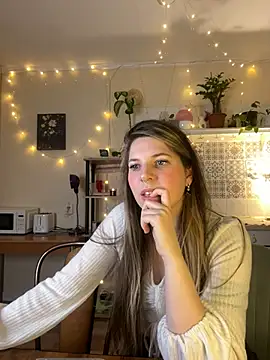 Annie aww online show from 8, 3, 2025