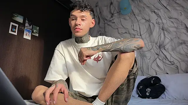 Saturno v online show from 15, 4, 2026