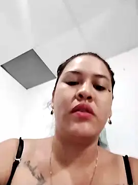 Snapshot of Miia_grand chatting on 5, 3, 2025 Miia grand online show from 5, 3, 2025