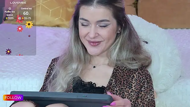 Sarah-Hart online show from 26, 2, 2025