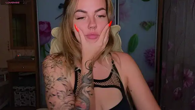 EmilyRobbie online show from 30, 9, 2025