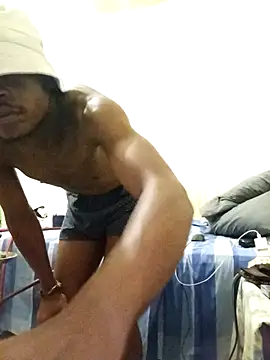 Snapshot of izinjamfee2 chatting on 7, 2, 2026 izinjamfee2 online show from 7, 2, 2026