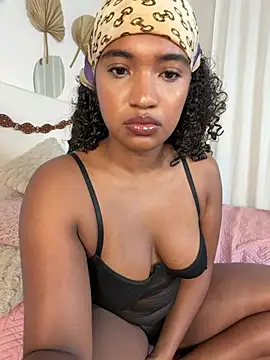 Snapshot of MilaTeenX chatting on 1, 8, 2026 MilaTeenX online show from 1, 8, 2026