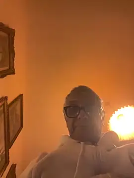 Snapshot of 4n4l1zz4m1 chatting on 16, 12, 2025 4n4l1zz4m1 online show from 16, 12, 2025