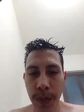 Snapshot of erikmrz316 chatting on 2, 11, 2025 erikmrz316 online show from 2, 11, 2025