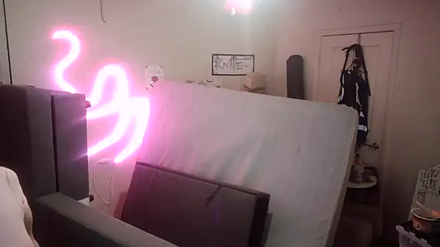 lit702 online show from 25, 7, 2026
