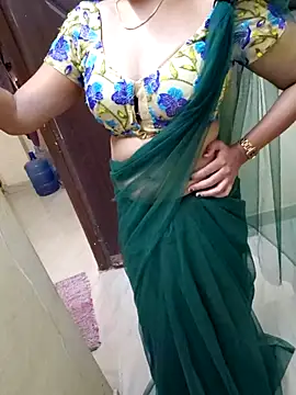 Snapshot of Roja-Telugu777 chatting on 8, 3, 2025 Roja-Telugu777 online show from 8, 3, 2025