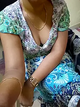 Snapshot of Roja-Telugu777 chatting on 10, 3, 2025 Roja-Telugu777 online show from 10, 3, 2025