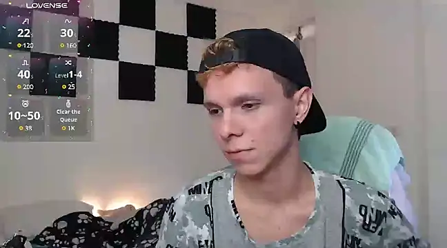 Snapshot of bryamado69 chatting on 11, 1, 2025 bryamado69 online show from 11, 1, 2025