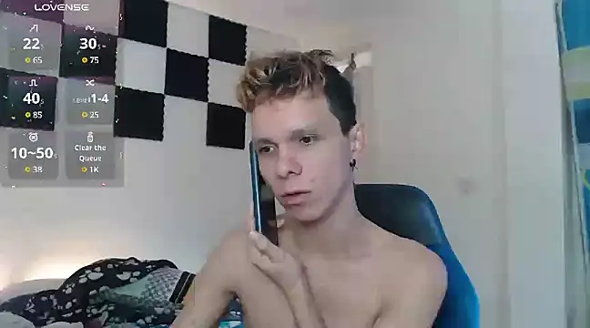 Snapshot of bryamado69 chatting on 24, 1, 2025 bryamado69 online show from 24, 1, 2025