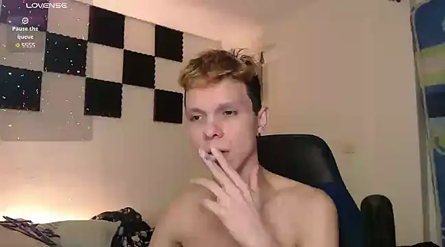 Snapshot of bryamado69 chatting on 25, 1, 2025 bryamado69 online show from 25, 1, 2025