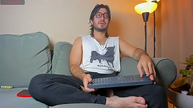 Snapshot of Ackerman_Eren_ chatting on 29, 9, 2025 Ackerman Eren online show from 29, 9, 2025