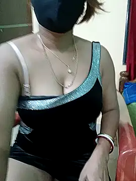 Snapshot of BongQueen9 chatting on 17, 7, 2026 BongQueen9 online show from 17, 7, 2026