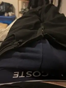 Snapshot of pignoufe chatting on 8, 3, 2026 pignoufe online show from 8, 3, 2026