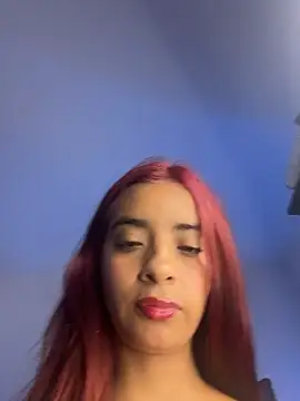 Laura fernandezII online show from 11, 1, 2026