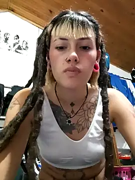  sharlotte777 online show from 11, 3, 2025