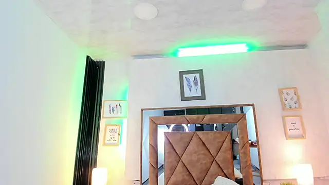 Princess Violett online show from 31, 1, 2025