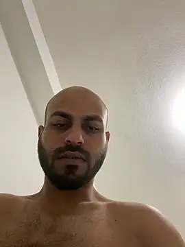 islandvybee55 online show from 12, 12, 2024