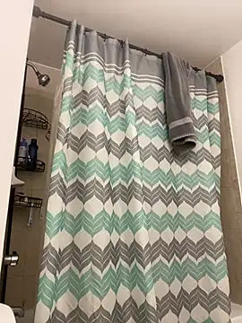 islandvybee55 online show from 26, 1, 2025