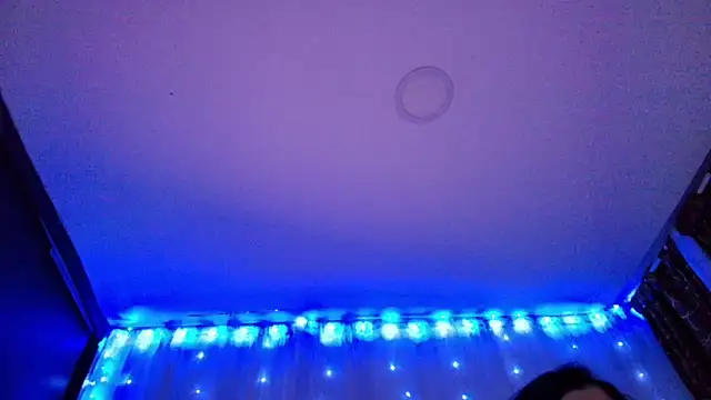 ivonjoness online show from 31, 5, 2026