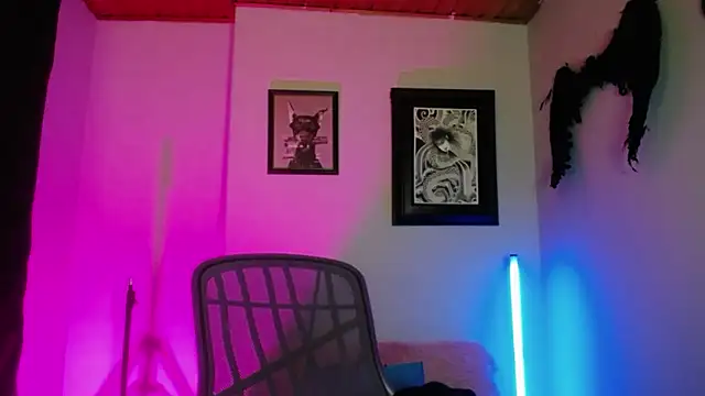 Snapshot of kim_jeins11 chatting on 8, 10, 2025 kim jeins11 online show from 8, 10, 2025