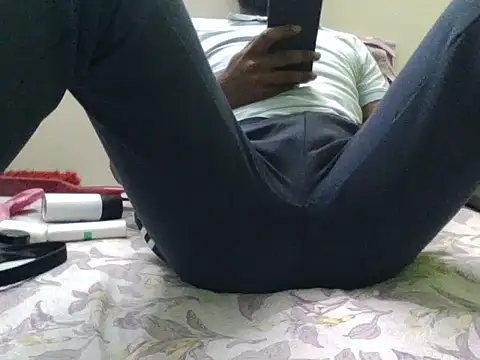 Snapshot of bangalorebulli chatting on 20, 12, 2025 bangalorebulli online show from 20, 12, 2025