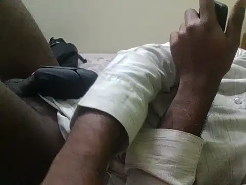 Snapshot of bangalorebulli chatting on 6, 3, 2026 bangalorebulli online show from 6, 3, 2026