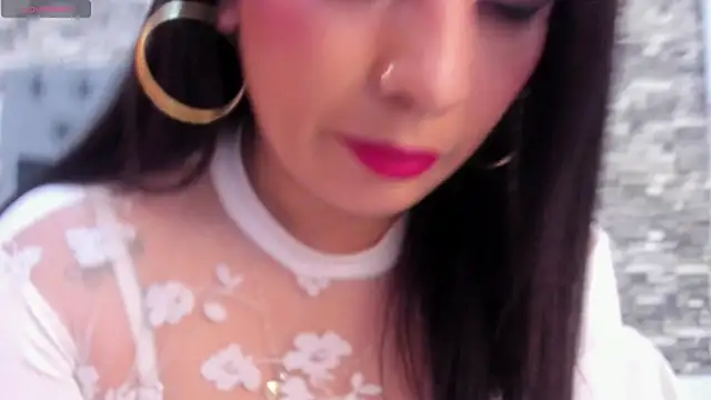 Snapshot of VickyJohnson1 chatting on 18, 4, 2026 VickyJohnson1 online show from 18, 4, 2026