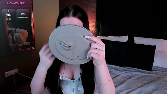 Sandra  Cute online show from 24, 1, 2025