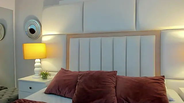 Snapshot of AmbarSantany chatting on 8, 1, 2025 AmbarSantany online show from 8, 1, 2025