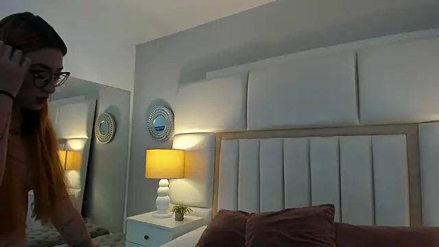 Snapshot of AmbarSantany chatting on 21, 1, 2025 AmbarSantany online show from 21, 1, 2025