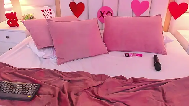 Snapshot of AmbarSantany chatting on 14, 2, 2025 AmbarSantany online show from 14, 2, 2025