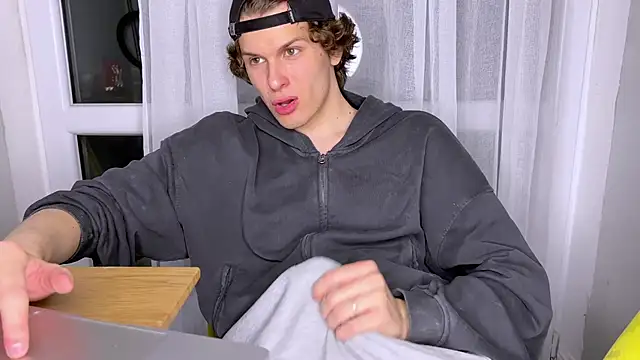 alyx garden online show from 15, 4, 2026