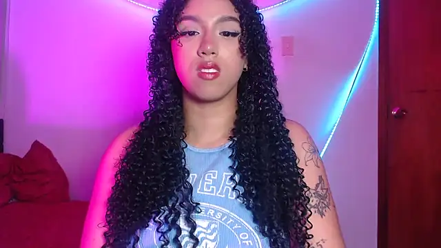 Snapshot of barbara_falcons chatting on 14, 12, 2025 barbara falcons online show from 14, 12, 2025