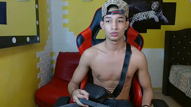 jose sexycumm online show from 12, 10, 2025